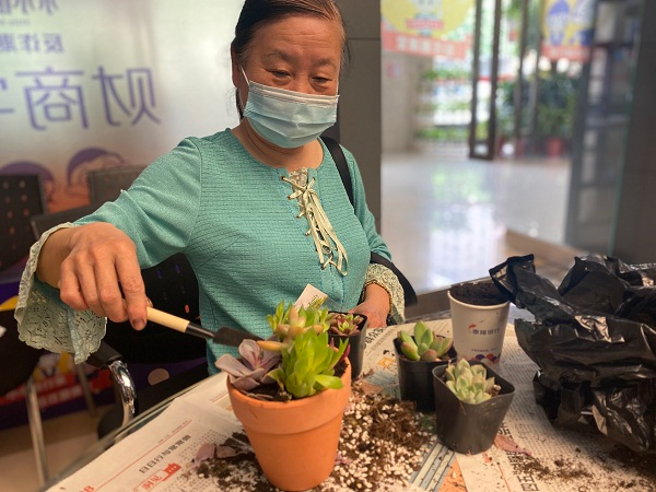 FBB2ImJ506qAF04XABuUfz9iEnk813